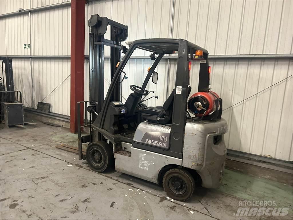 Nissan P1D1A18LQ Gasstapler