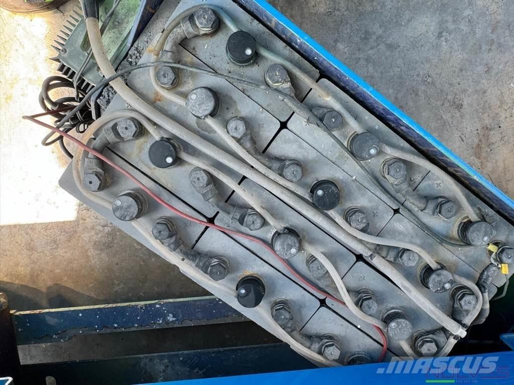 Airo X10EW Scheren-Arbeitsbühnen