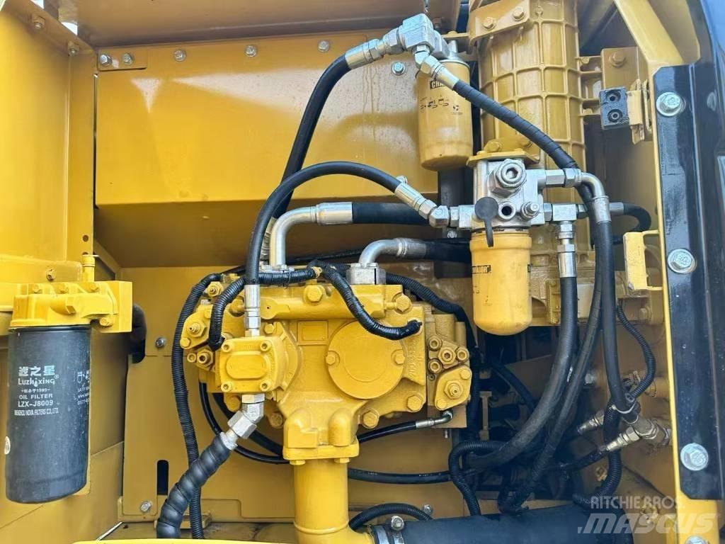 CAT 320 D Raupenbagger