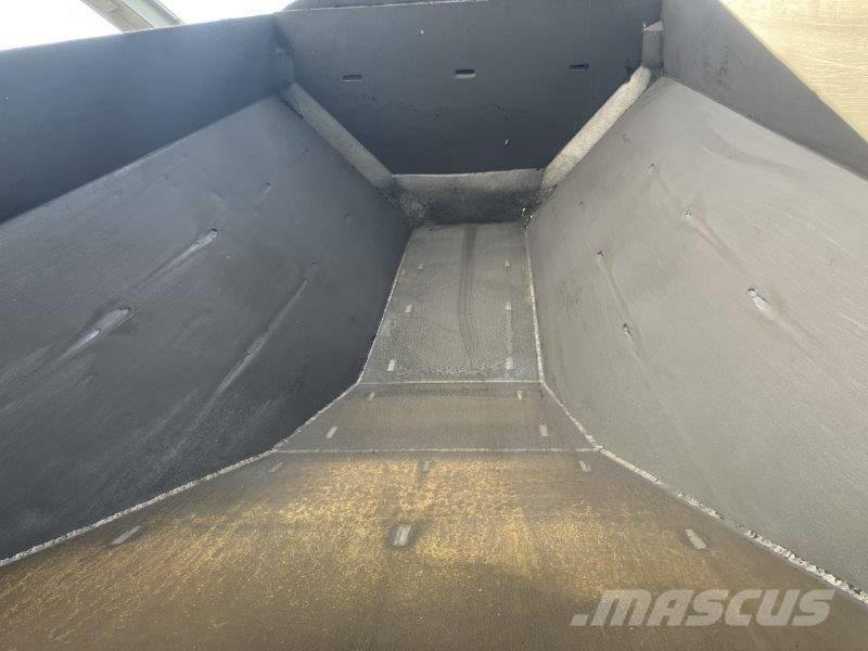 Komatsu HM 400-1 Dumper - Knickgelenk