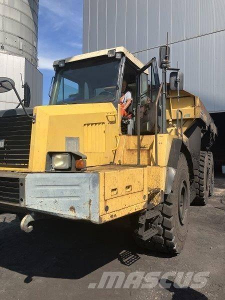 Komatsu HM 400-1 Dumper - Knickgelenk