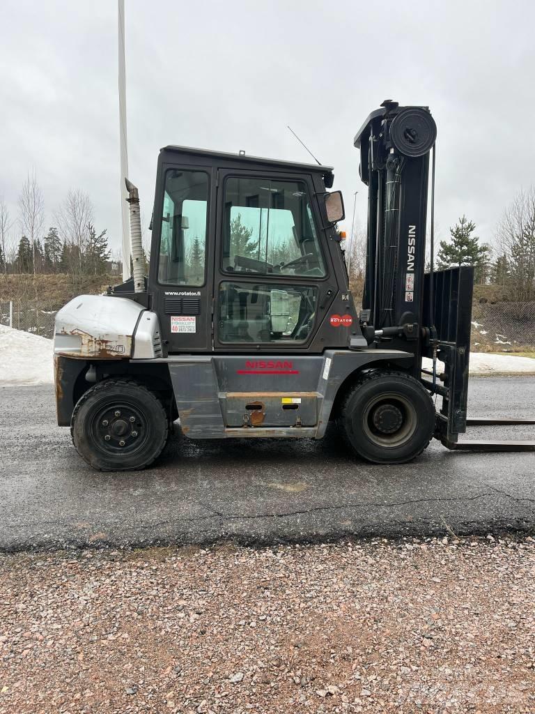 Nissan L1 F6 F70 Y Dieselstapler