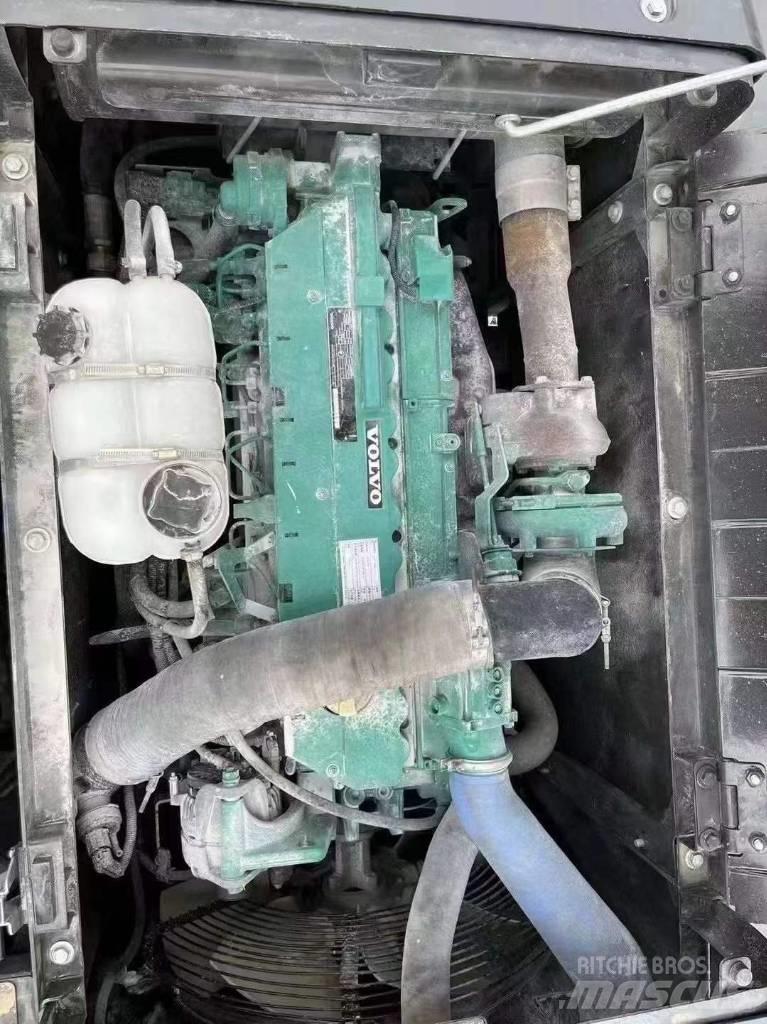 Volvo EC 240 Raupenbagger