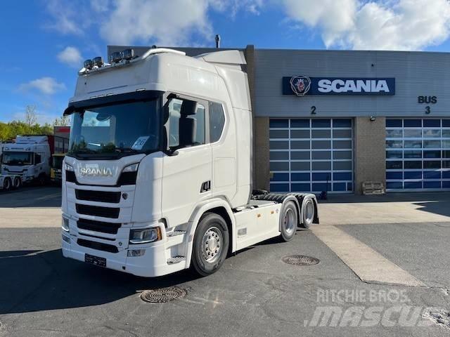 Scania R 590 Sattelzugmaschinen