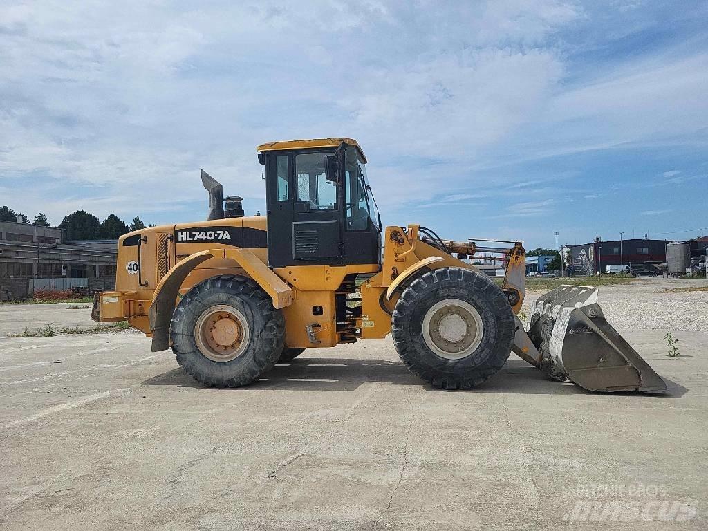 Hyundai HL 740-7 A Radlader
