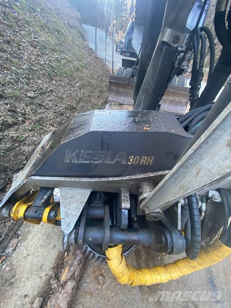 Kesla 30RH Harvester