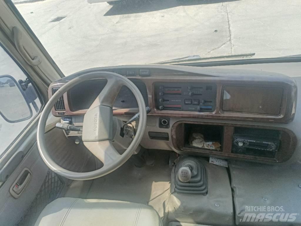 Toyota Coaster Bus Minibusse