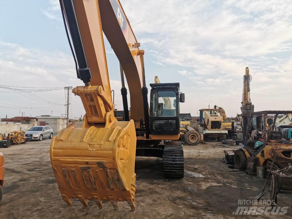 CAT 330 D L Raupenbagger