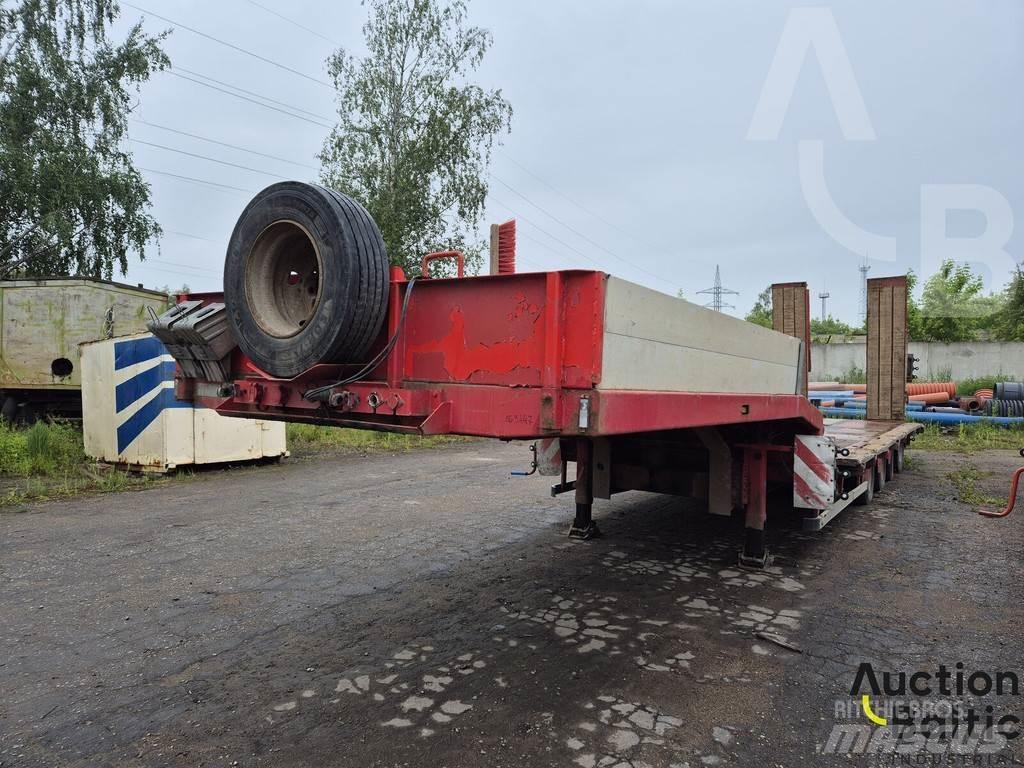 HRD STL M4N Curtainsiderauflieger