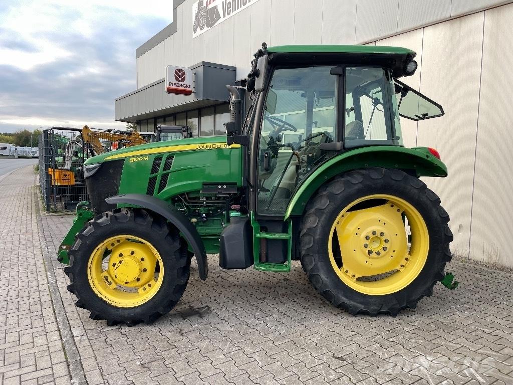 John Deere 5100 M Traktoren