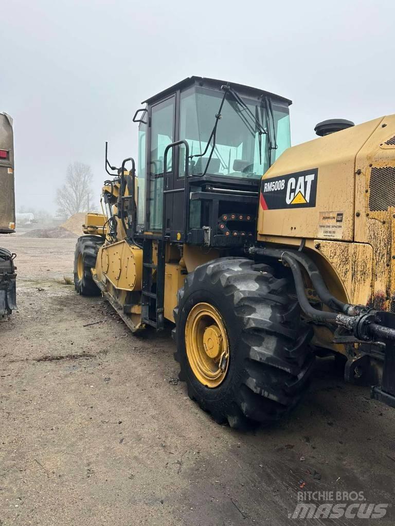 CAT RM 500 Asphalt-Recycler