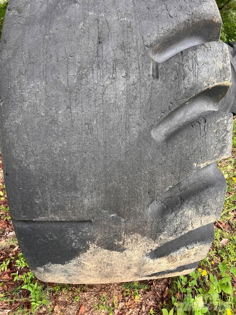  65/35X33 Firestone Reifen