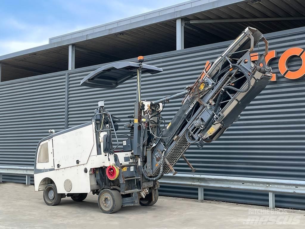 Wirtgen W 50 DC Asphaltfräsen