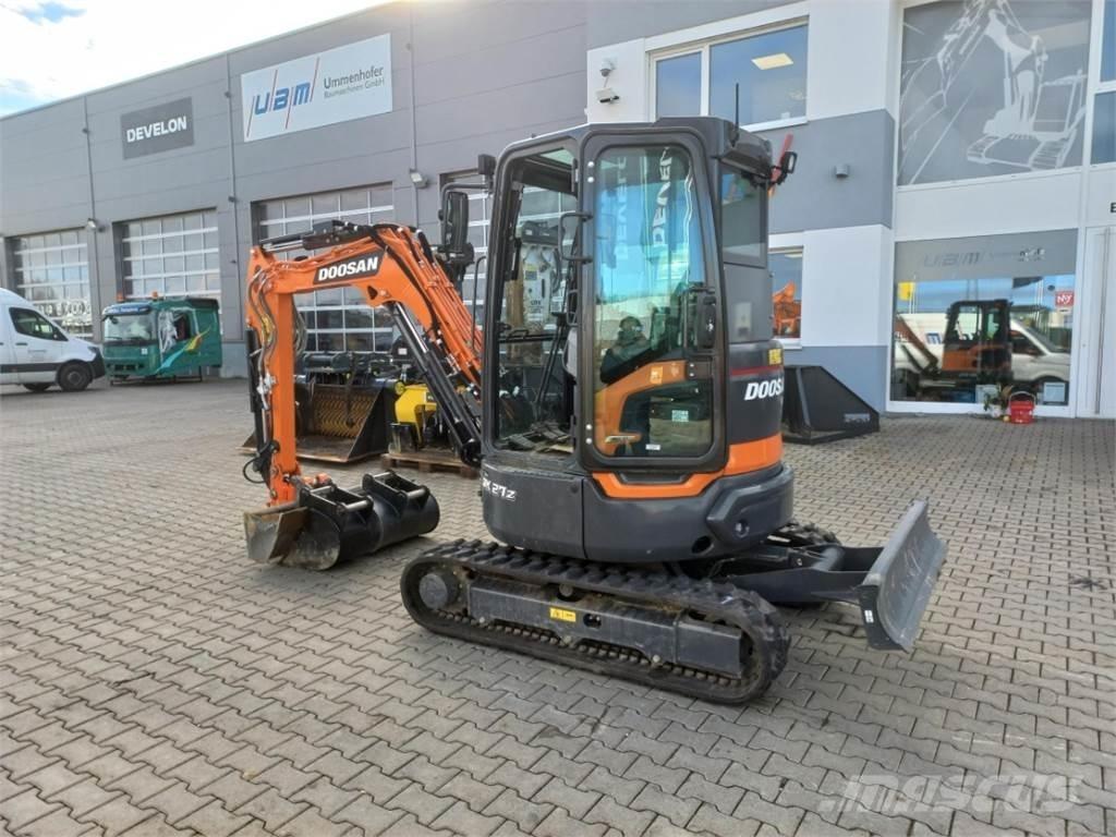 Develon DX27Z-7 Sonstige Landmaschinen