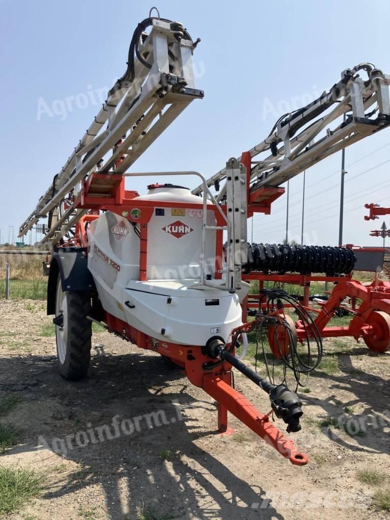 Kuhn Atlantique 3200 Anhängespritzen