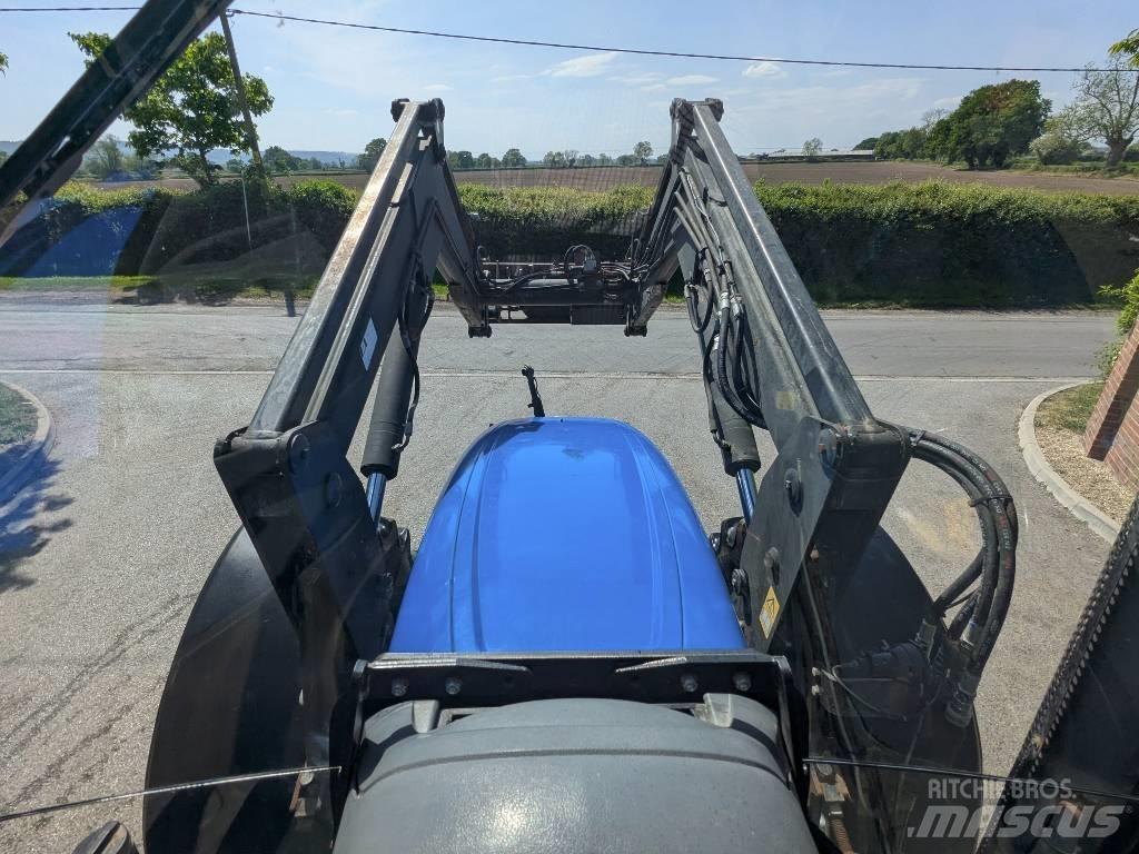 New Holland TSA115A Traktoren