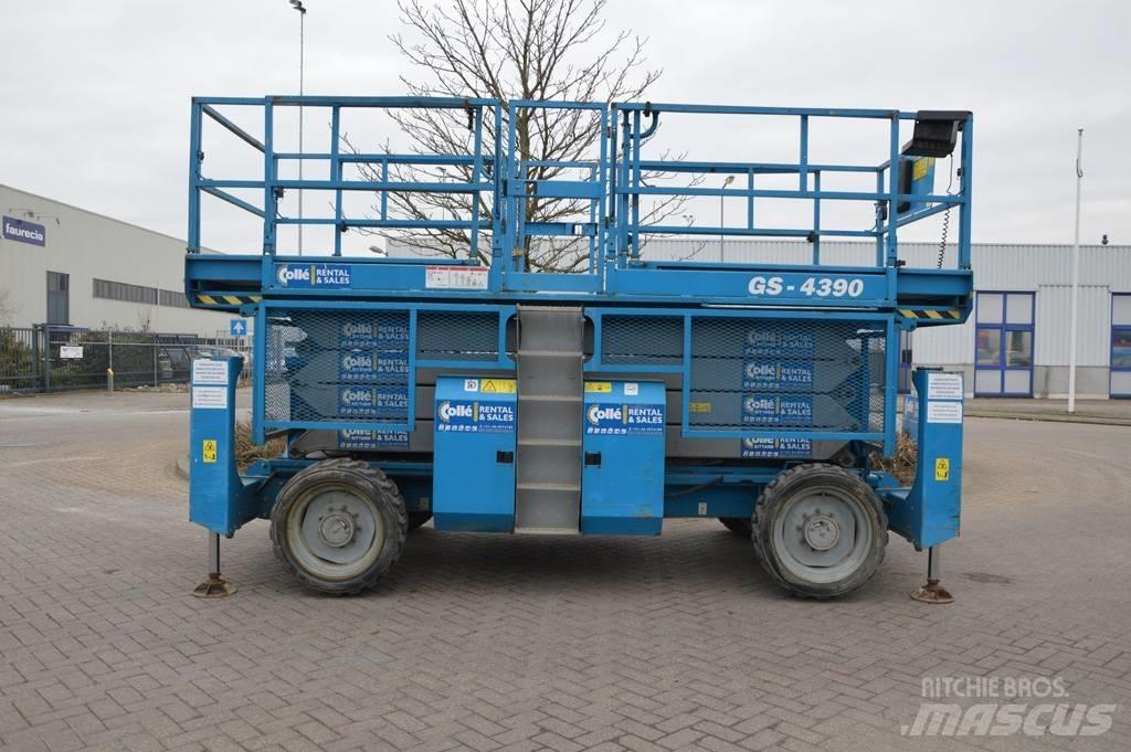 Genie GS4390RT Scheren-Arbeitsbühnen