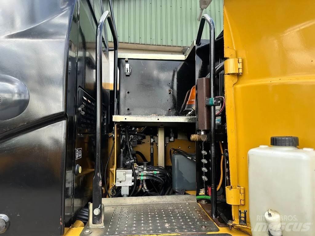 CAT M313D Mobilbagger