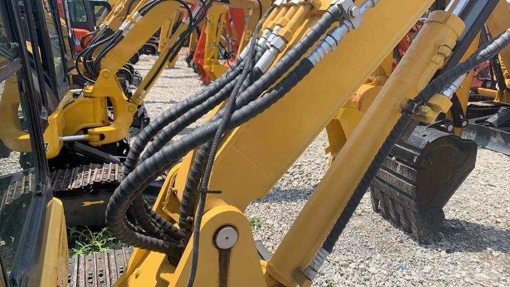 Komatsu P C80-3 Raupenbagger