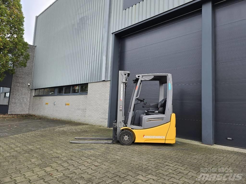 Jungheinrich EFG213 Elektrostapler