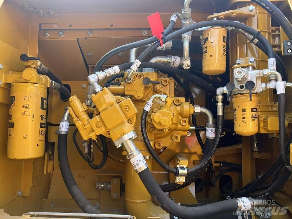 CAT 330 D Raupenbagger