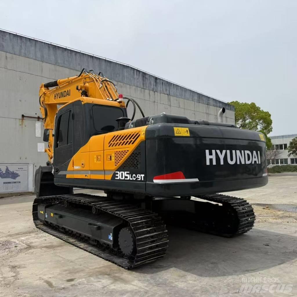 Hyundai 305 Raupenbagger