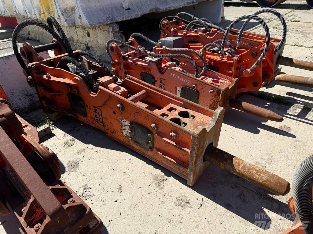 NPK GH 12 Hammer / Brecher