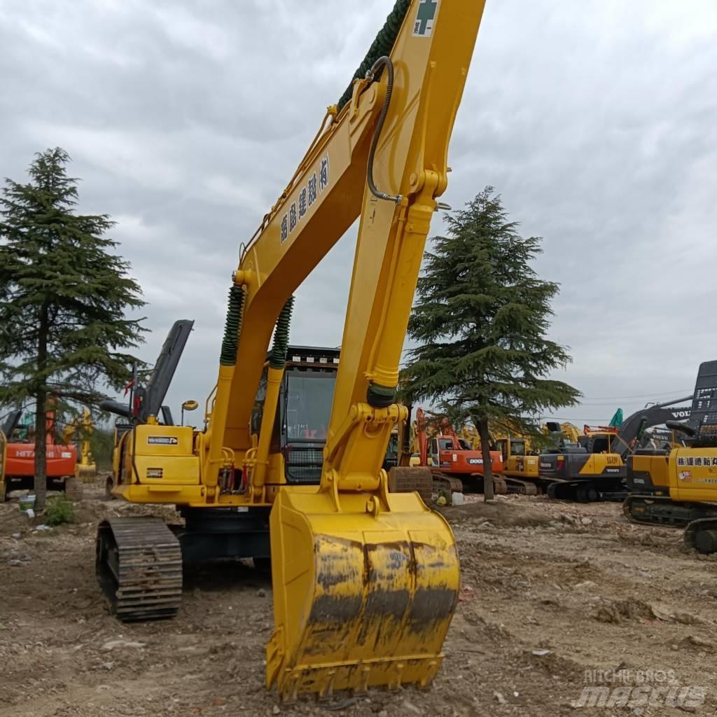 Komatsu PC 220-8 Raupenbagger