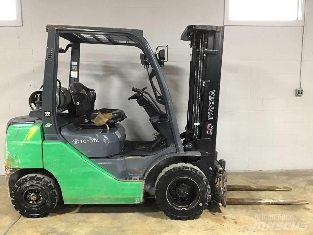 Toyota 8 FG U 25 Andere Gabelstapler