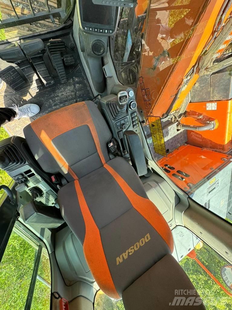 Doosan DX 140 LCR Raupenbagger