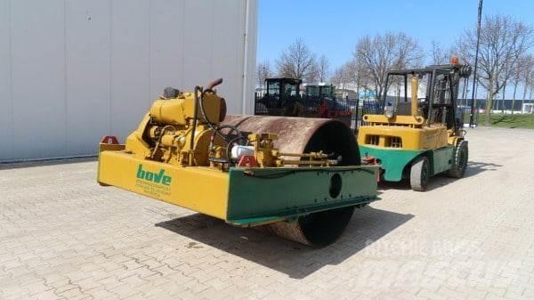 Vibromax W 501 Anhängewalzen
