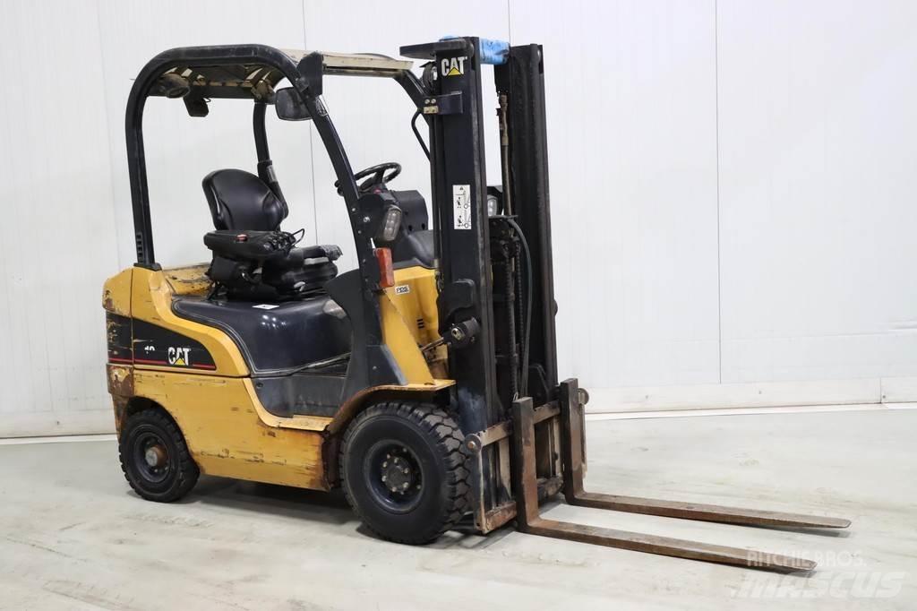CAT DP18N Dieselstapler