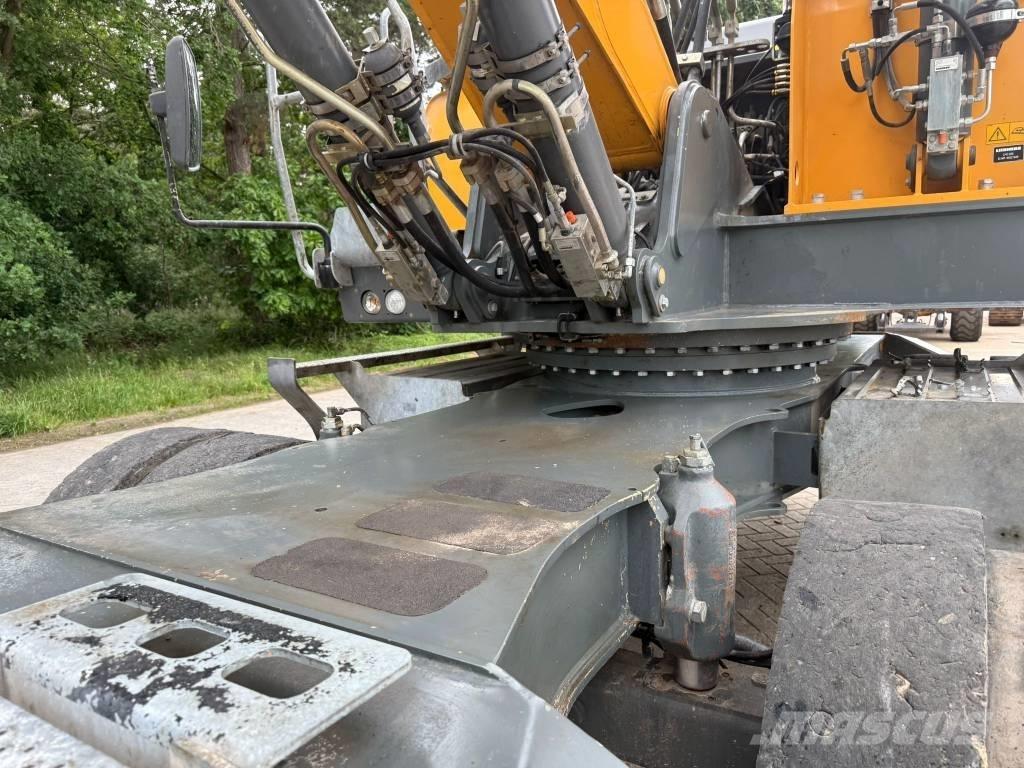 Liebherr LH 22 M Materialumschlag