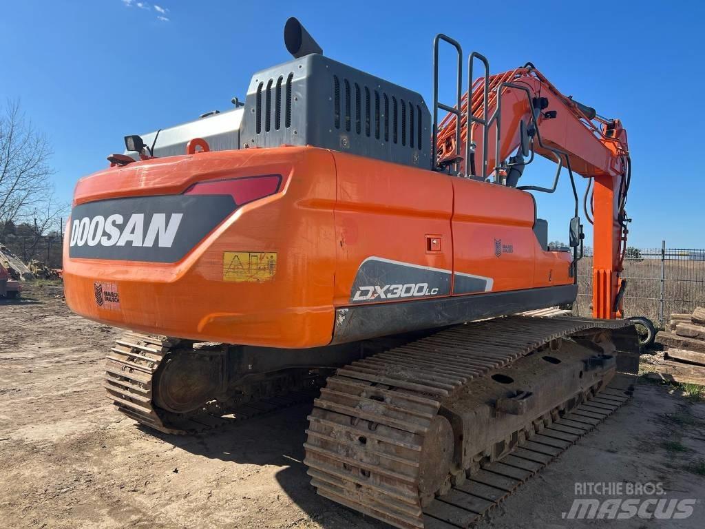 Doosan DX 300 LC-5 Raupenbagger
