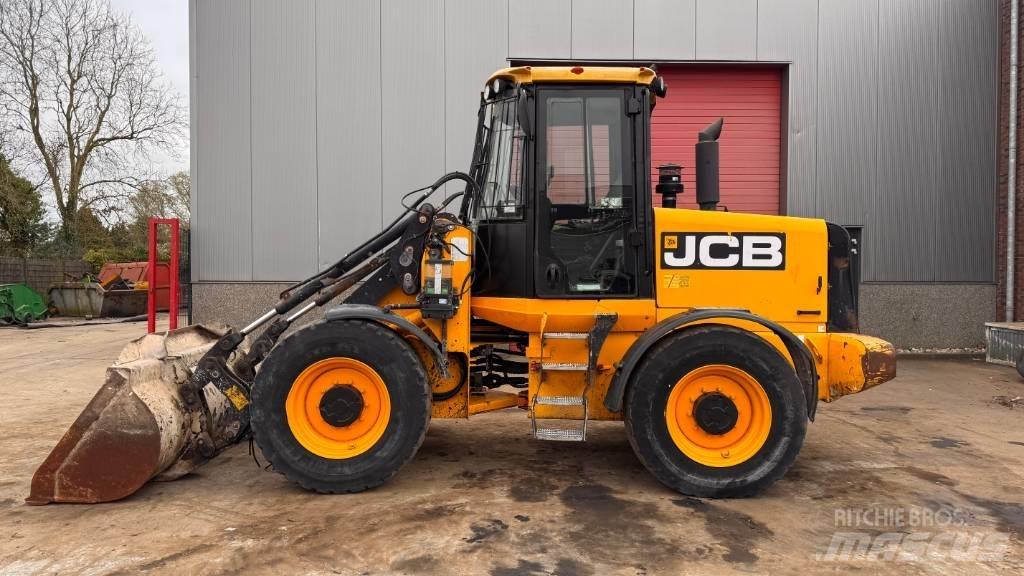 JCB 411 Radlader