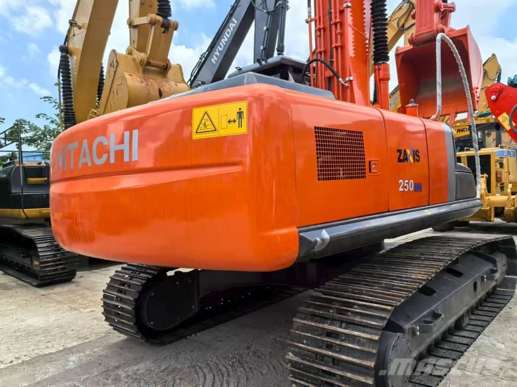 Hitachi ZX 250-3 Midibagger  7t - 12t