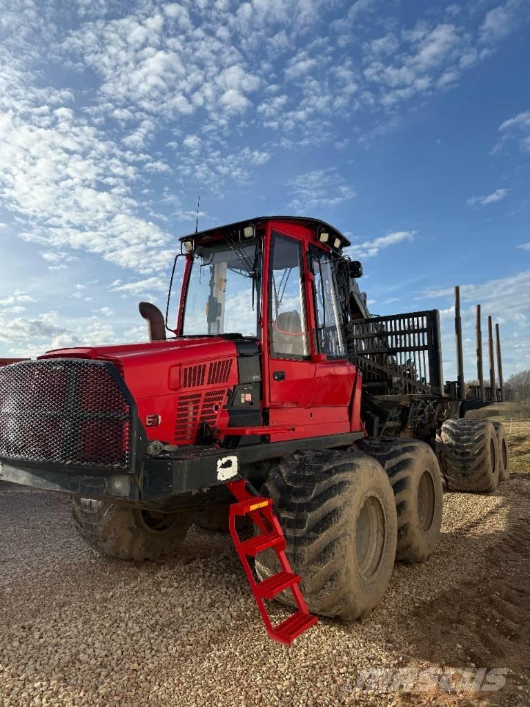 Komatsu 865 Forwarder