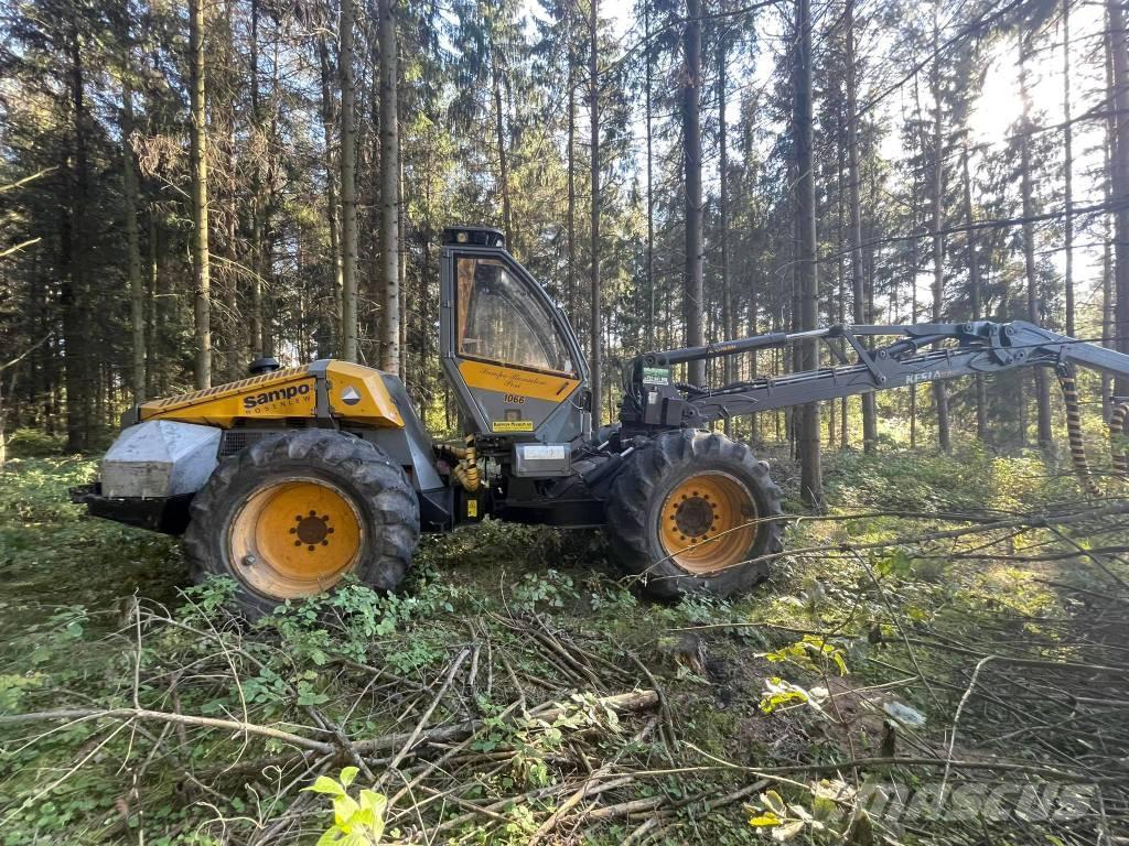 Sampo-Rosenlew 1066 Harvester