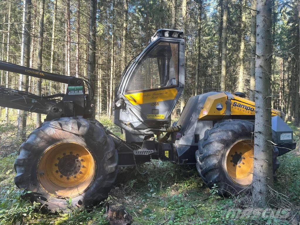 Sampo-Rosenlew 1066 Harvester