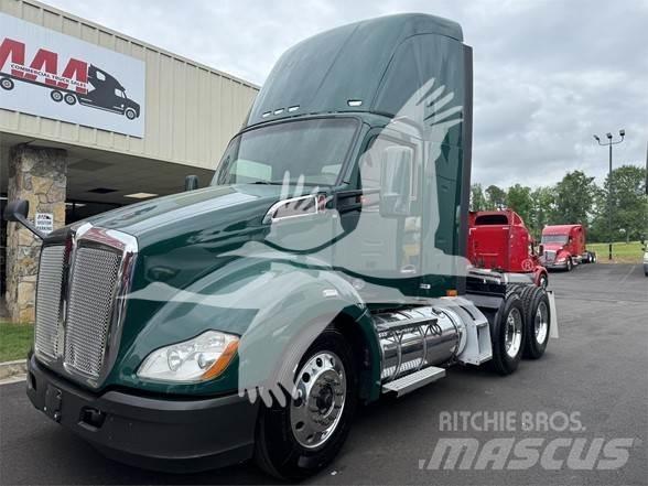 Kenworth T680 Tractor Units