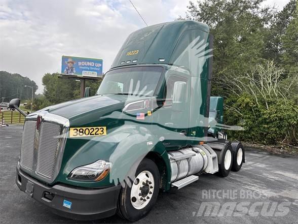 Kenworth T680 Sattelzugmaschinen