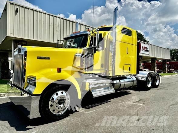 Kenworth W900 Sattelzugmaschinen