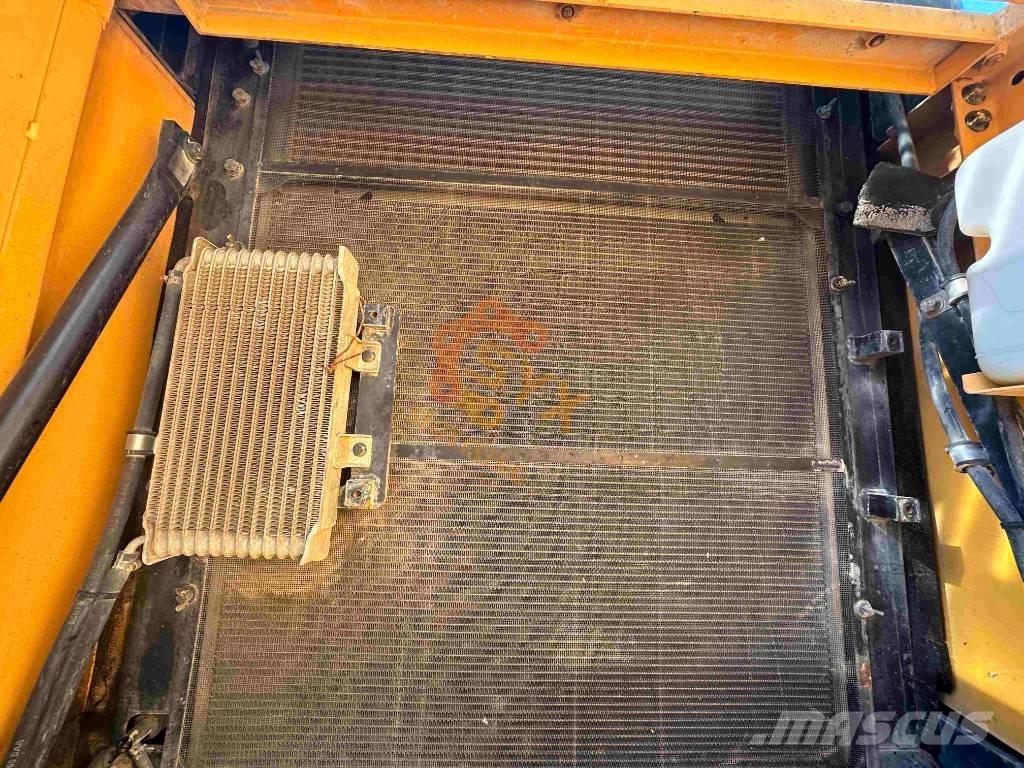 Hyundai Robex 520 VS Raupenbagger