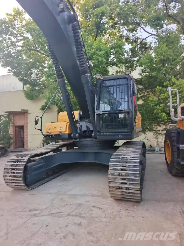 Hyundai 305 LC-9T Raupenbagger