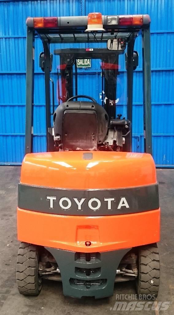 Toyota 7 FBMF 25 Elektrostapler