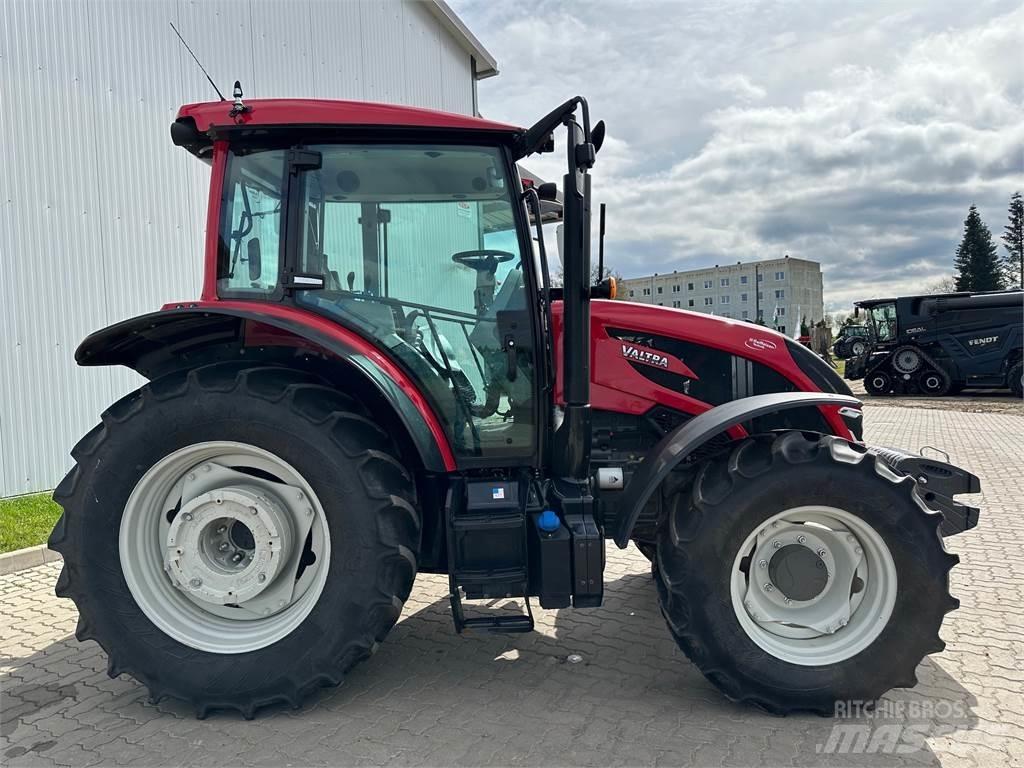 Valtra A105 MH Traktoren