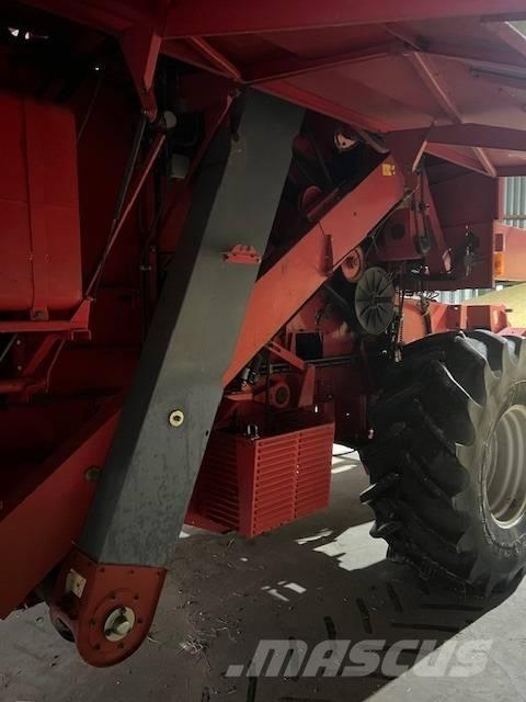 Massey Ferguson 30 Mähdrescher