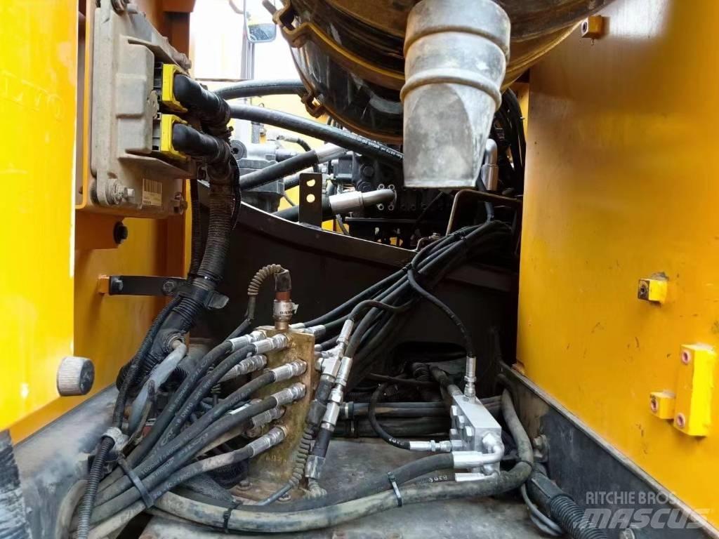 Volvo EC 300 D L Raupenbagger