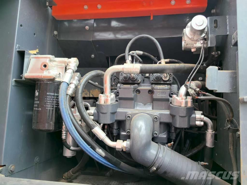 Hitachi ZX 240 HG Raupenbagger