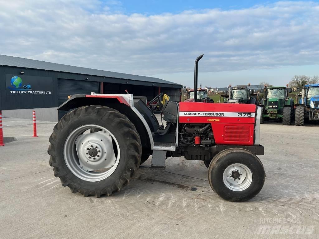 Massey Ferguson 375 Traktoren